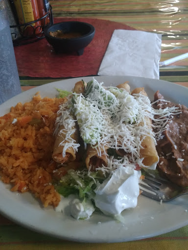 Mexican Restaurant «Taqueria Los Reyes», reviews and photos, 1150 Federal Rd, Houston, TX 77015, USA