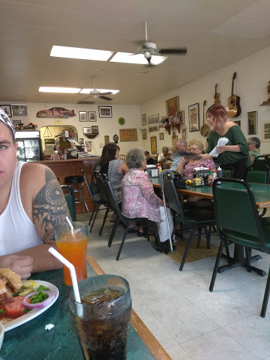 American Restaurant «Sixth Street Diner», reviews and photos, 925 S 6th St, Los Banos, CA 93635, USA