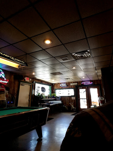 Pub «Beach Pub», reviews and photos, 1022 W Front St, Buffalo, IA 52728, USA