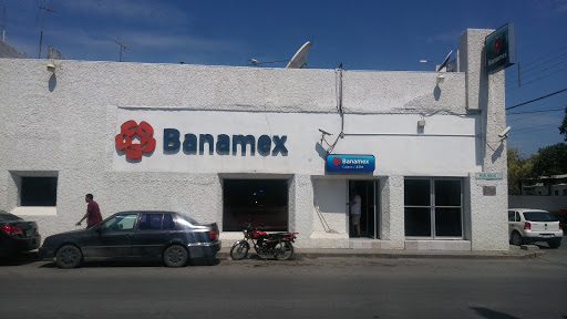 Banamex, 67700, Hidalgo 303, Centro de Linares, Linares, N.L., México, Banco o cajero automático | NL
