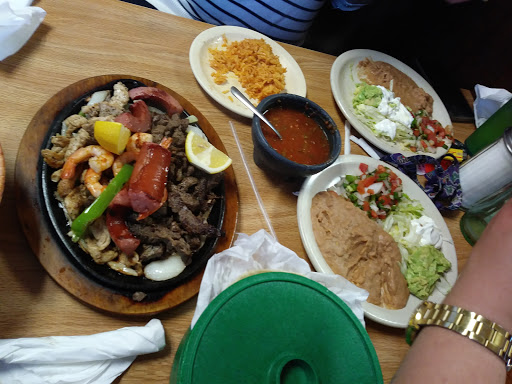 Restaurant «La Adelita Mexican Restaurant», reviews and photos, 7630 Military Pkwy, Dallas, TX 75227, USA