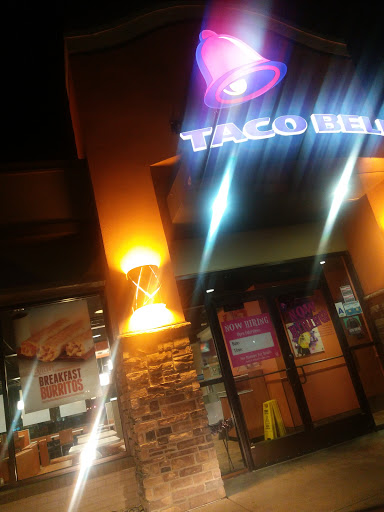 Mexican Restaurant «Taco Bell», reviews and photos, 611 Gravois Rd, Fenton, MO 63026, USA