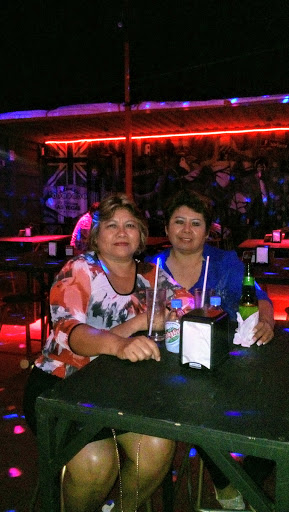 La Roja Terraza Lounge Bar, 77098, Vicente Guerrero 88, Barrio Bravo, Chetumal, Q.R., México, Bar | QROO