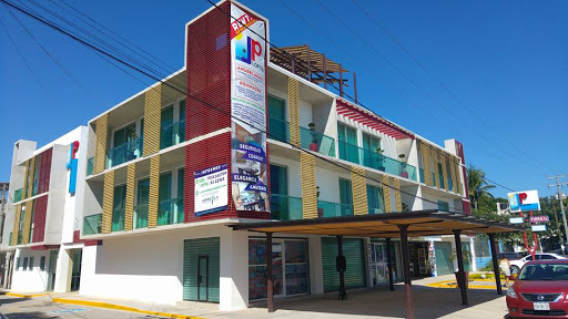 ARREOLA, Soluciones Inmobiliarias, Las Truchas 136-3, José Green, 60952 Lázaro Cárdenas, Mich., México, Agencia inmobiliaria | MICH