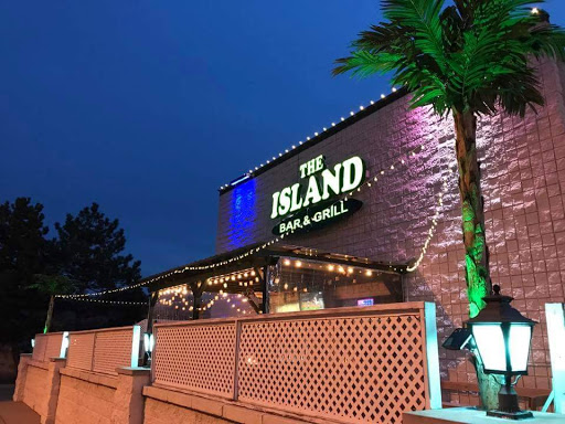 Bar & Grill «The Island Bar and Grill», reviews and photos, 43711 Van Dyke, Sterling Heights, MI 48314, USA