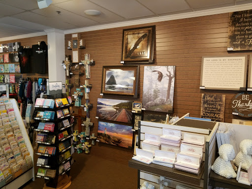 Book Store «LifeWay Christian Store», reviews and photos, 3362 S Glenstone Ave, Springfield, MO 65804, USA