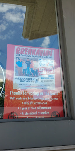 Bicycle Repair Shop «Breakaway Bicycles & Fitness», reviews and photos, 215 N Ferry St, Grand Haven, MI 49417, USA