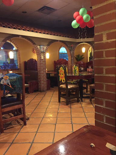 Mexican Restaurant «La Fiesta Mexico», reviews and photos, 1195 W Kemper Rd, Cincinnati, OH 45240, USA
