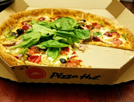 Pizza Restaurant «Pizza Hut», reviews and photos, 400 W St Francis St, Brusly, LA 70719, USA