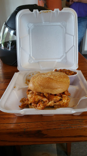 Barbecue Restaurant «Shawns southern BBQ», reviews and photos, 822 State St, New Albany, IN 47150, USA