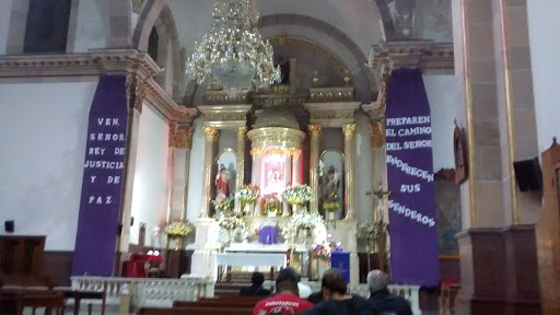 Iglesia de Los Remedios, Melchor Ocampo Poniente 19, Centro, 61500 Zitácuaro, Mich., México, Institución religiosa | MICH