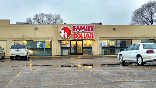 Dollar Store «Family Dollar», reviews and photos, 818 S Front St, Mankato, MN 56001, USA