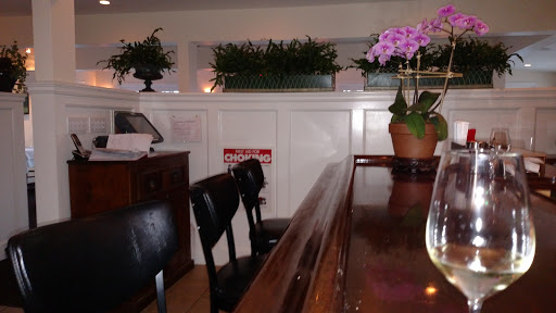French Restaurant «Le Soir», reviews and photos, 825 Montauk Hwy, Bayport, NY 11705, USA