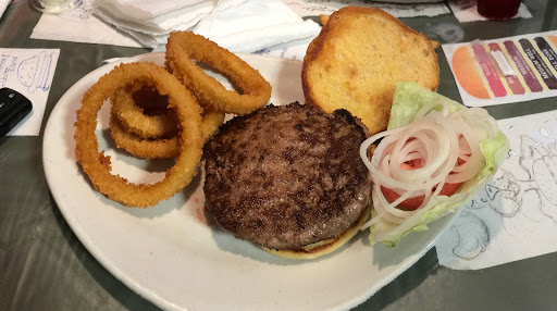 Hamburger Restaurant «Brooks Gourmet Burgers & Dogs», reviews and photos, 330 9th St S, Naples, FL 34102, USA