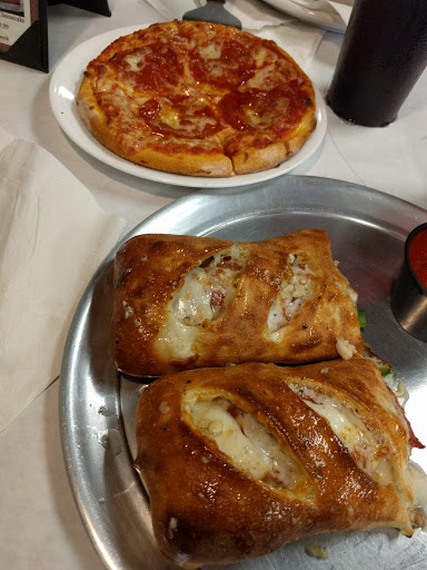 Italian Restaurant «Formaggio Pizza and Italian Restaurant», reviews and photos, 1011 NE 14th St, Ocala, FL 34470, USA
