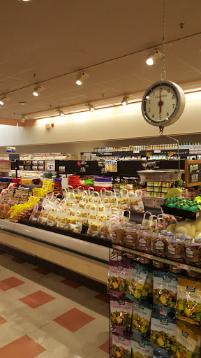 Grocery Store «Market Basket», reviews and photos, 350 Winthrop Ave, North Andover, MA 01845, USA