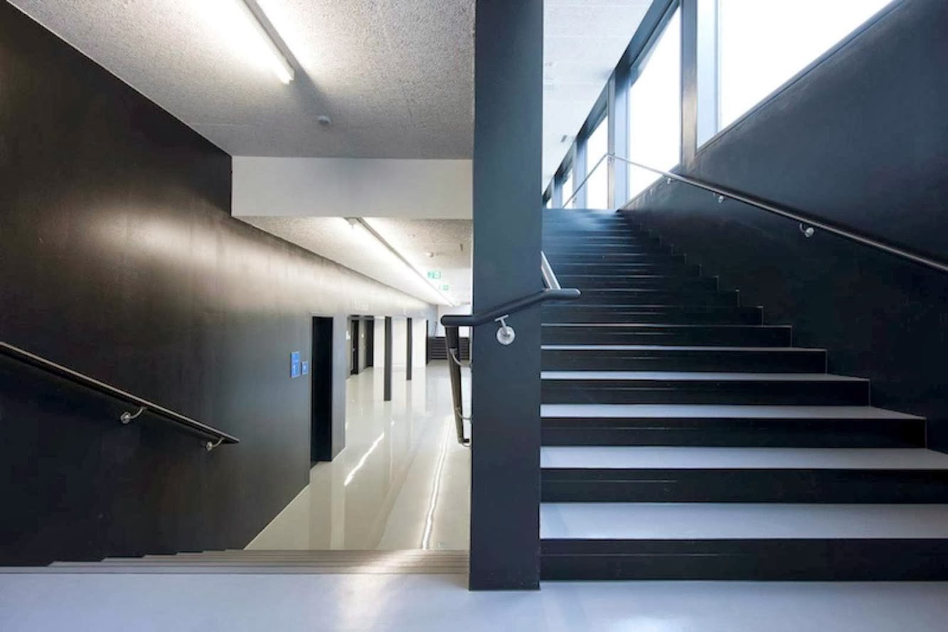 Lecture Hall by Deubzer König Rimmel Architekten