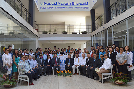 Universidad Mexicana Empresarial UME, Calz. Vicente Guerrero 200, Barrio del Niño, Zaachila, Oax., México, Universidad privada | OAX