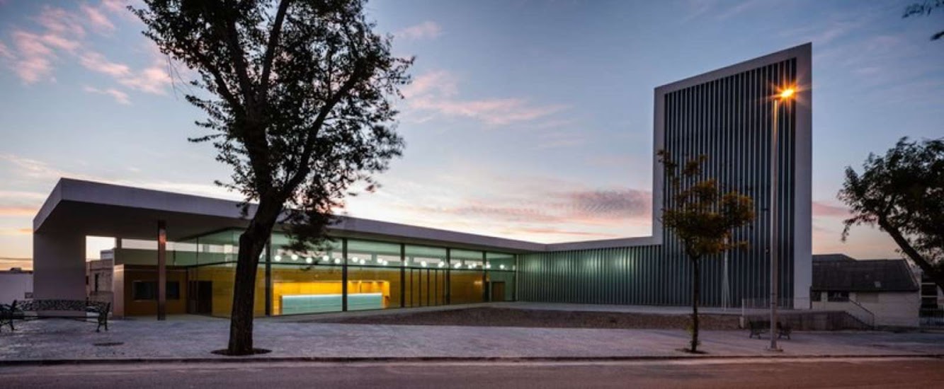 Municipal Theater by Estudio de Arquitectura Javier Terrados
