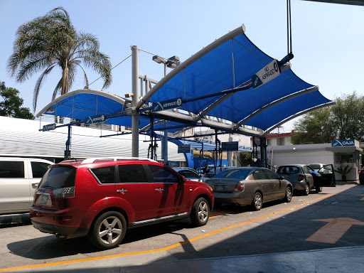 Rapidito Car Wash, Boulevard Agua Caliente 1422, Calete, 22044 Tijuana, B.C., México, Lavado de coches | BC