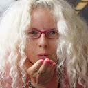 Yvonne Lumsden