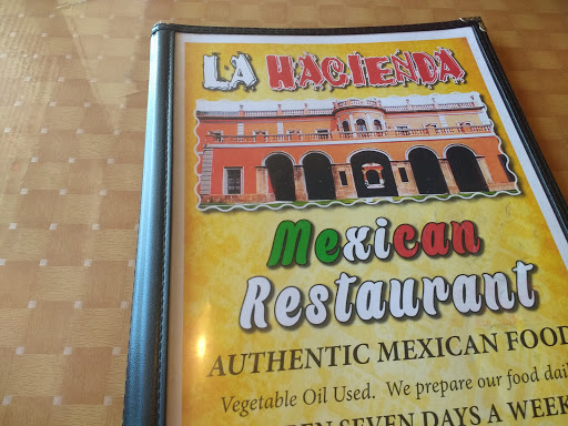 Mexican Restaurant «LA Hacienda Mexican Restaurant», reviews and photos, 1304 E 3rd St, Anamosa, IA 52205, USA