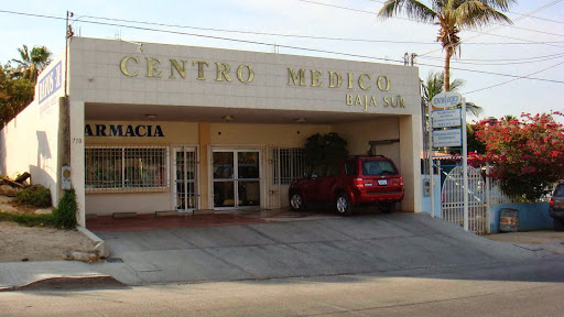 Centro Medico Baja Sur, Ildefonso Green n. 710, entre calles Mariano Abasolo y Melchor Ocampo, 23468 Cabo San Lucas, B.C.S., México, Centro médico | BCS