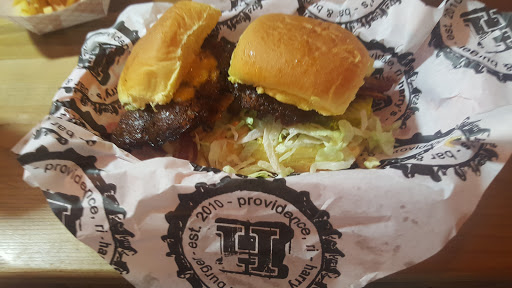 Hamburger Restaurant «Harry’s Bar & Burger», reviews and photos, 200 Front St., Lincoln, RI 02865, USA