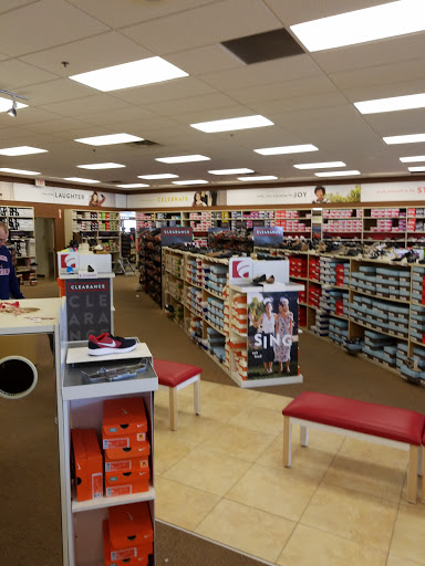 Shoe Store «Famous Footwear», reviews and photos, 100 S Creasy Ln, Lafayette, IN 47905, USA