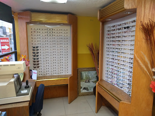 Clínica Óptica Medica, Calle Carrillo Puerto (tercera) 8268, Zona Centro, 22000 Tijuana, B.C., México, Optometrista | BC