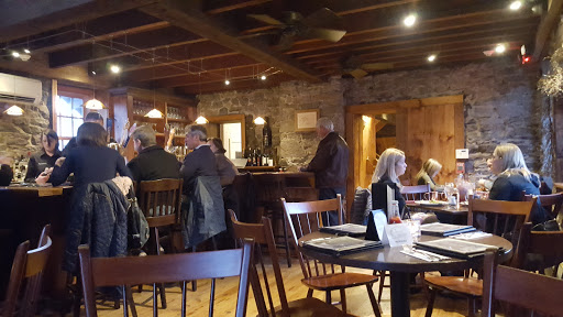 American Restaurant «Sergeantsville Inn», reviews and photos, 601 Rosemont Ringoes Rd, Sergeantsville, NJ 08557, USA