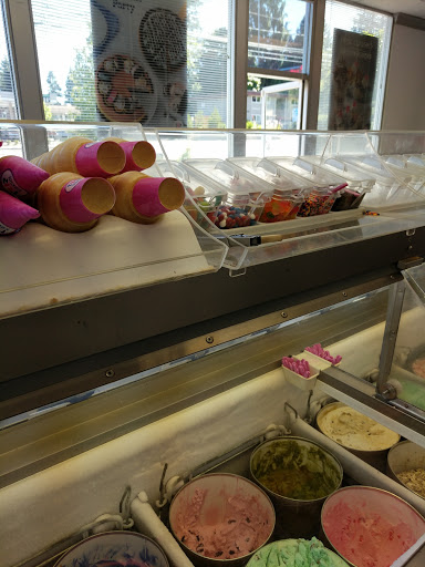 Ice Cream Shop «Baskin-Robbins», reviews and photos, 4326 Bridgeport Way W, Tacoma, WA 98466, USA