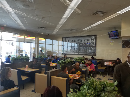 Restaurant «Whataburger», reviews and photos, 2900 N Airfield Dr, Dallas, TX 75261, USA