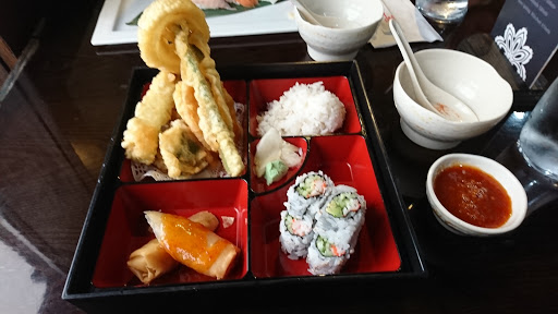 Japanese Restaurant «The Sakura Japanese Restaurant», reviews and photos, 360 Chippewa Mall Dr, Chippewa Falls, WI 54729, USA