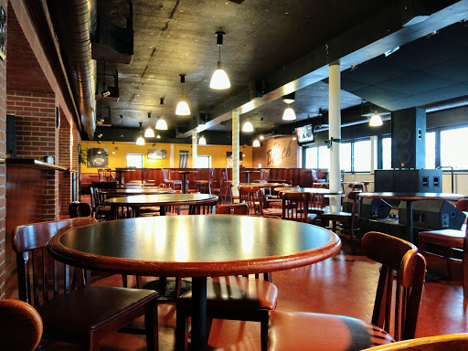 Restaurant «The Nugget Grill & Pub», reviews and photos, 6049 E 7th St, Long Beach, CA 90840, USA