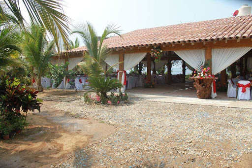 El garapacho, Costera Laud s/n, Playa Tortuga, 41930 Marquelia, Gro., México, Hotel en la playa | GRO