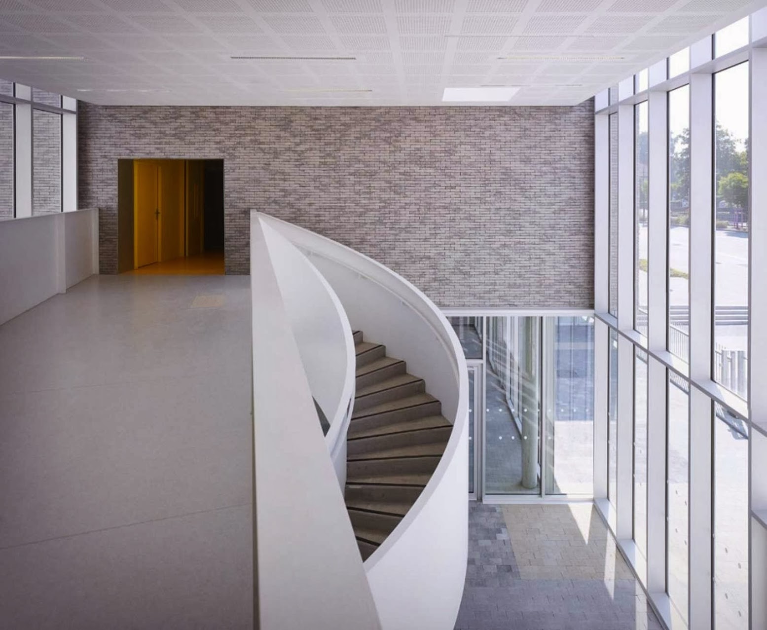 College Lucie Aubrac by CAAU
