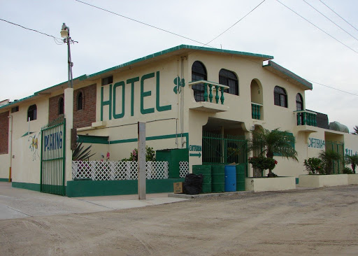 Hotel Brennan, Puerto Acapulco 47, Centro, 23740 Comondú, B.C.S., México, Alojamiento en interiores | BCS