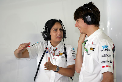 Мониша Кальтенборн и Эстебан Гутьеррес на Гран-при Японии 2011
