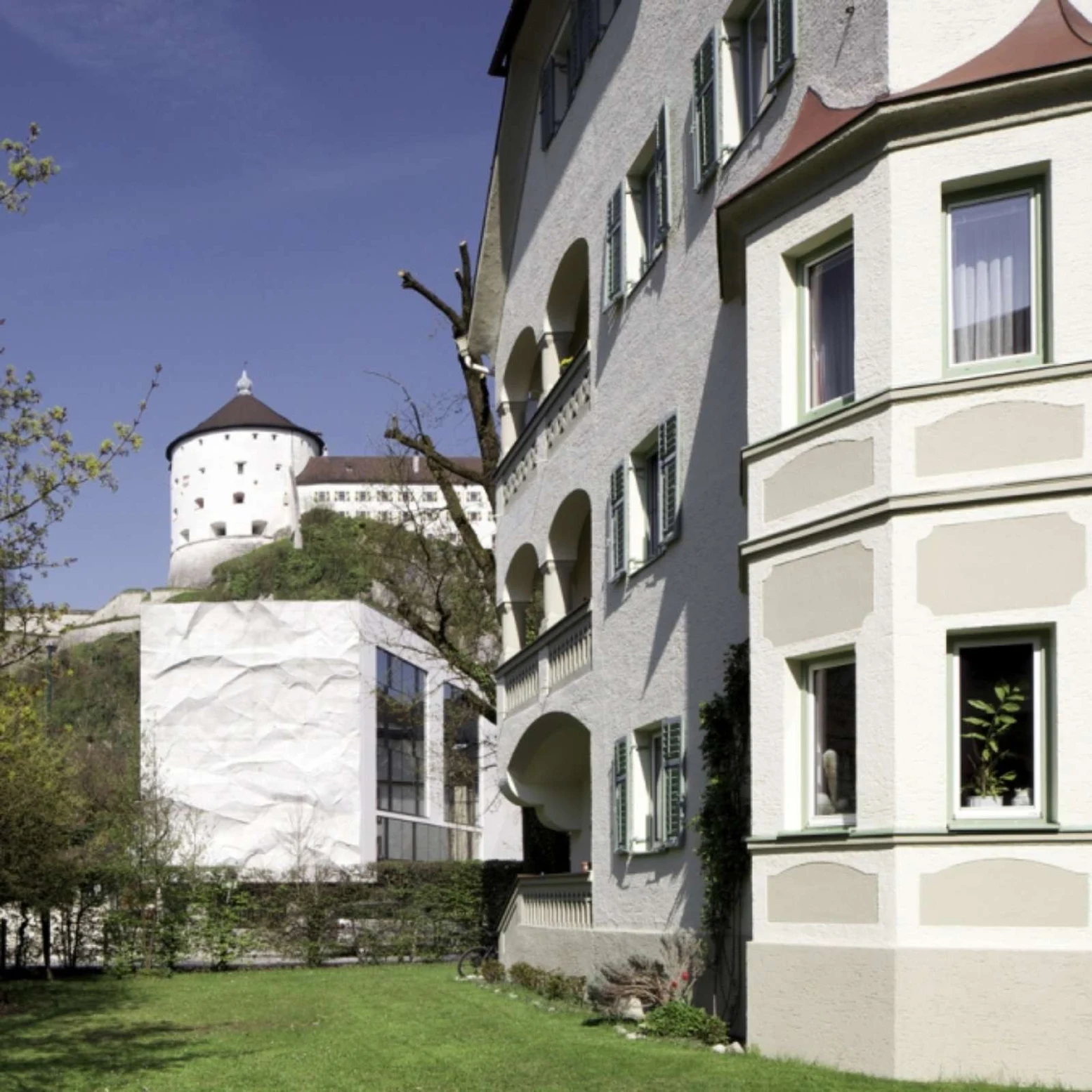 School Extension with Crinkled Wall by Johannes Wiesflecker