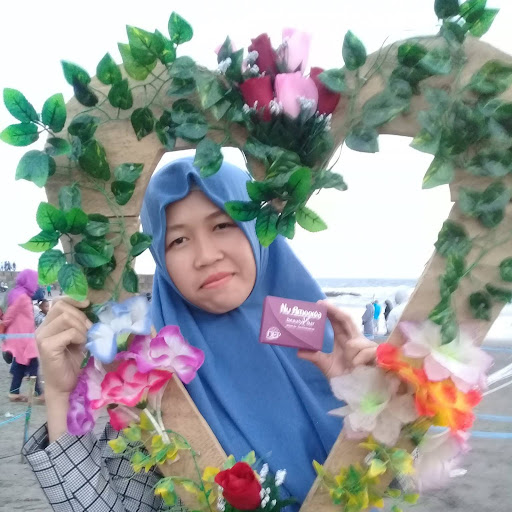 ani suryani