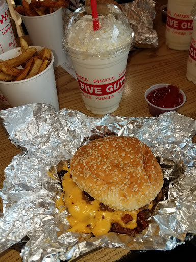 Fast Food Restaurant «Five Guys», reviews and photos, 340 Ogden Ave, Downers Grove, IL 60515, USA