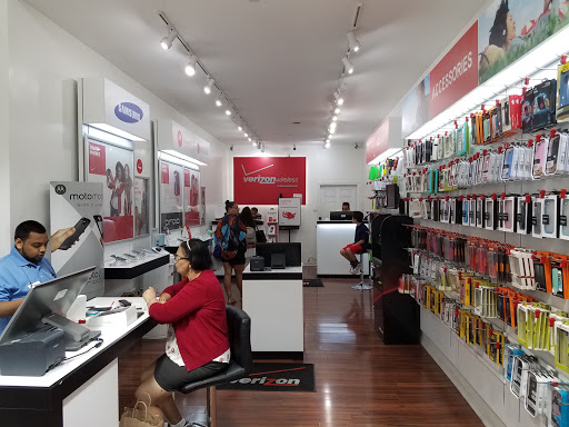 Cable Company «Verizon», reviews and photos, 102-104 Fulton St, New York, NY 10038, USA