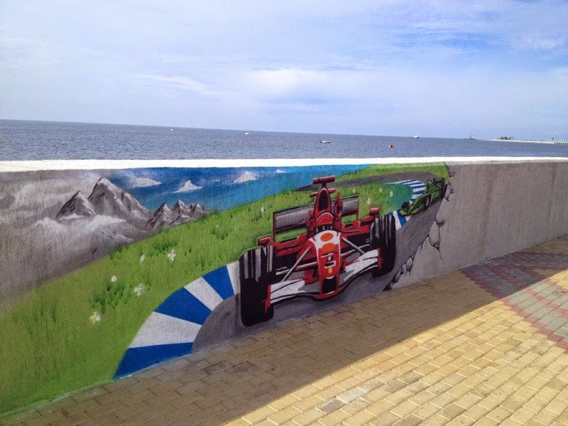 граффити Ferrari на набережной Сочи на Гран-при России 2014