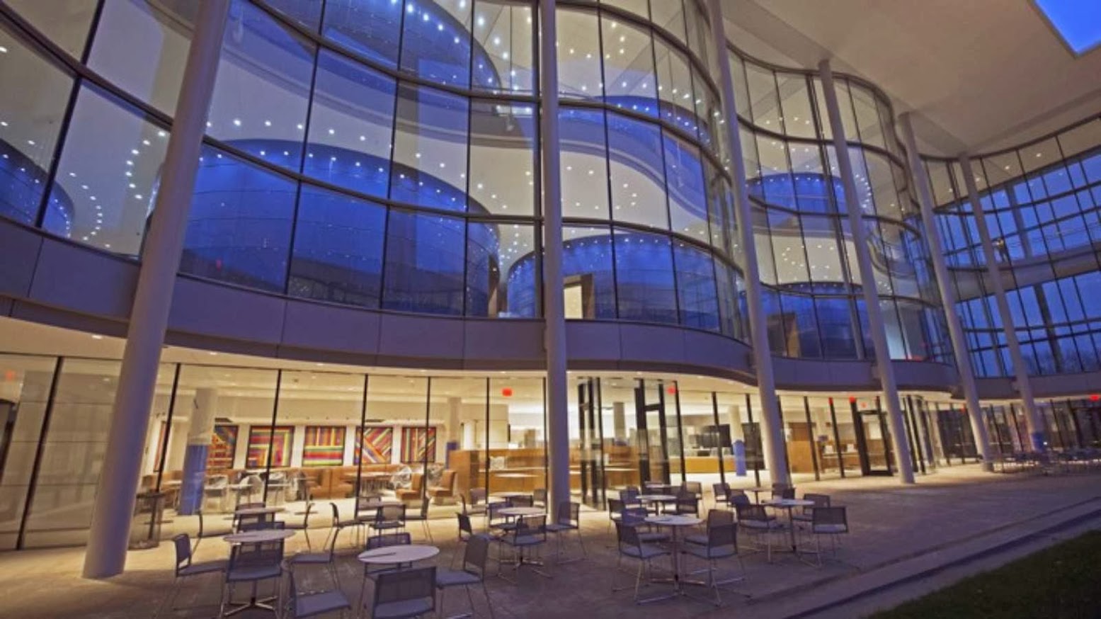 Yale School of Management by Foster Partners