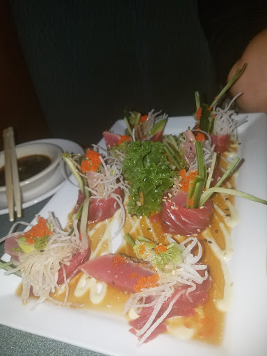 Restaurant «Sakana Sushi & Grill», reviews and photos, 5061 E Elliot Rd, Phoenix, AZ 85044, USA