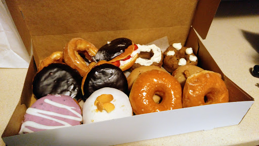Donut Shop «Glazed Doughnuts», reviews and photos, 24 Wine St, Hampton, VA 23669, USA