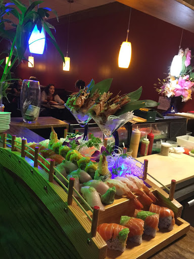 Japanese Restaurant «Fuji Sushi Hibachi Restaurant», reviews and photos, 433 Pisgah Church Rd, Greensboro, NC 27455, USA