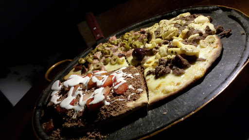 Zaz Pizzas e Massas Finas, R. Felipe Schmidt, 655 - Centro, Mafra - SC, 89300-000, Brasil, Pizaria, estado Santa Catarina