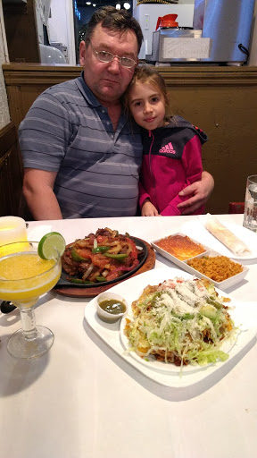 Mexican Restaurant «Chichimecas», reviews and photos, 169 Main St, Farmingdale, NY 11735, USA